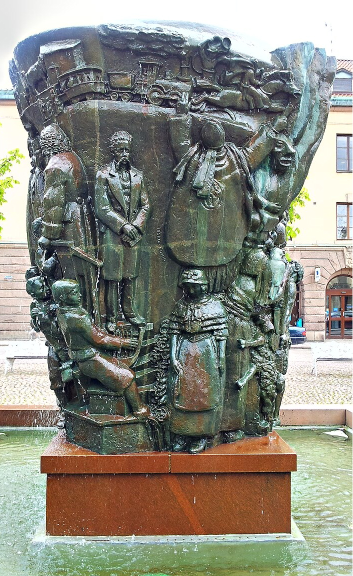 Krönikebrunnen blir en symbol för Skara, och fler konstverk ska få skyltar!
